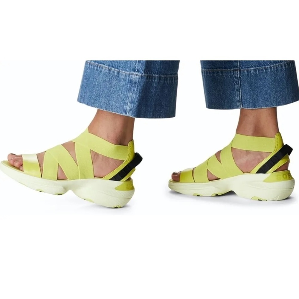 Sorel explorer blitz multi strap neon yellow black sandals 9 9.5 shoe pull on - Picture 2 of 9